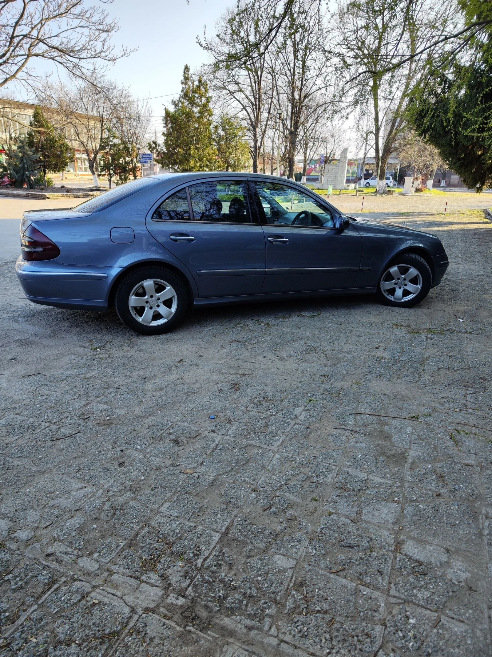 Mercedes-Benz E 320 E320, снимка 2 - Автомобили и джипове - 53758216