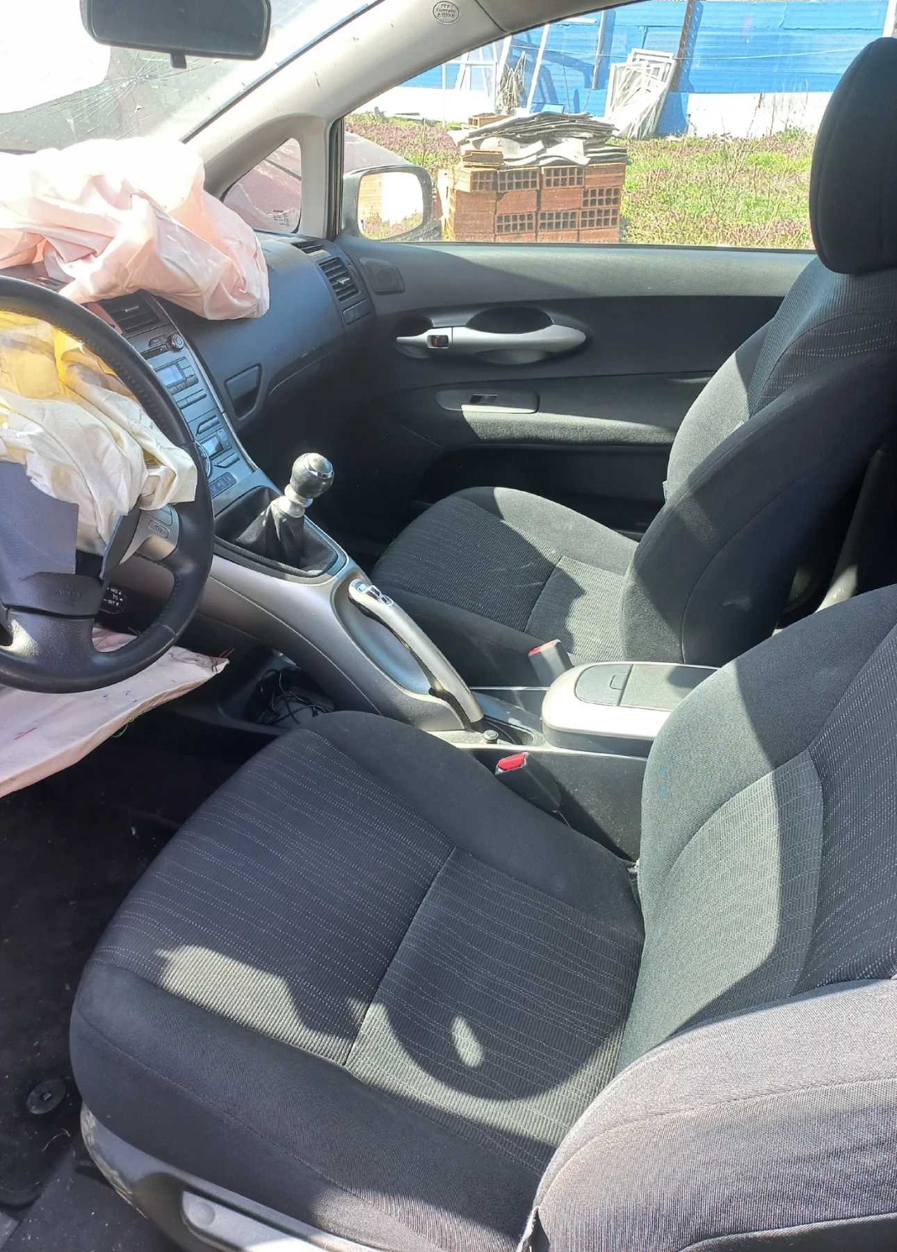 Toyota Auris 2.0 | Mobile.bg � ����������� 6