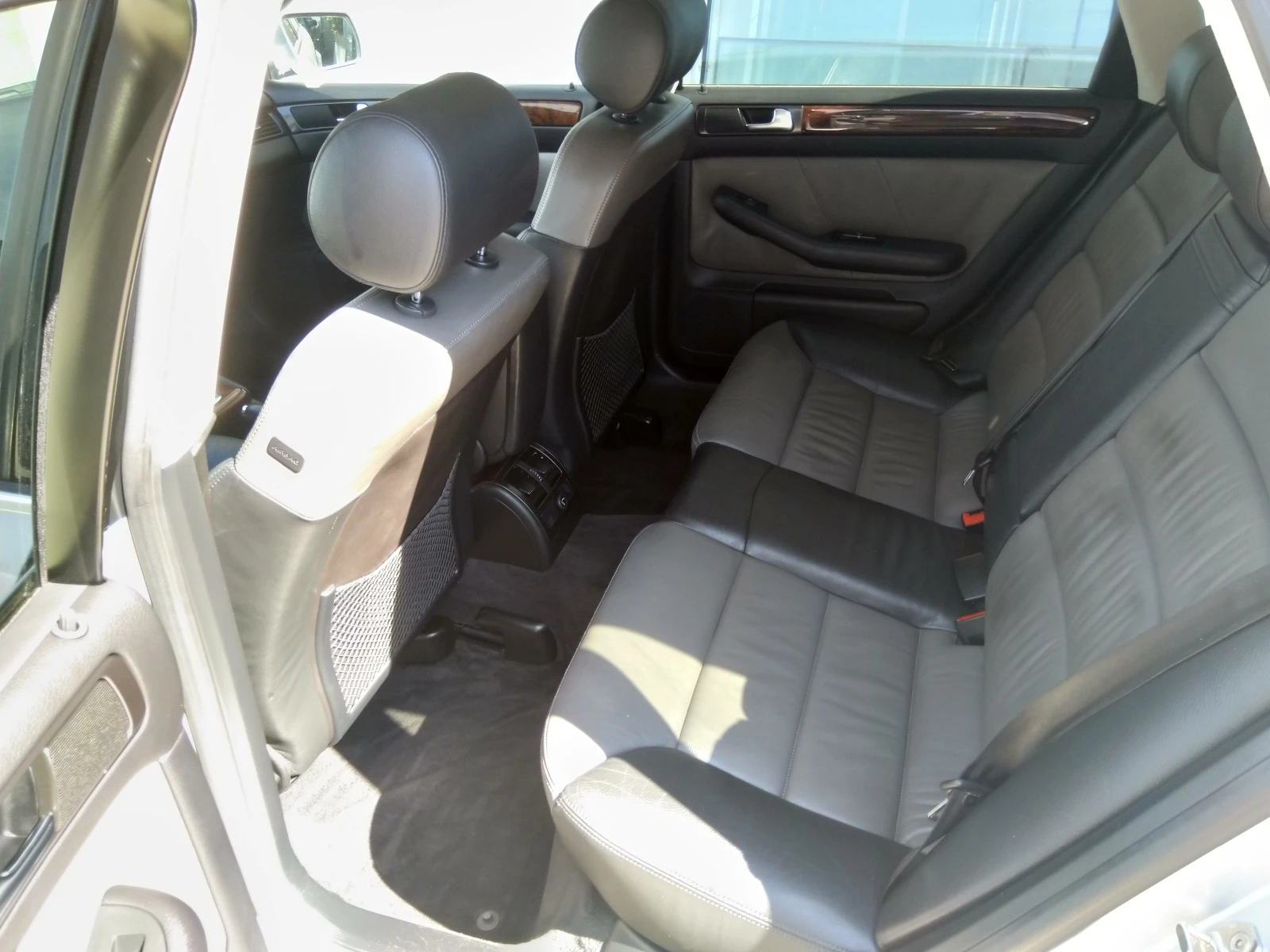 Audi A6 Allroad 2.5Tdi/180 4x4 Automat, снимка 8 - Автомобили и джипове - 54116175