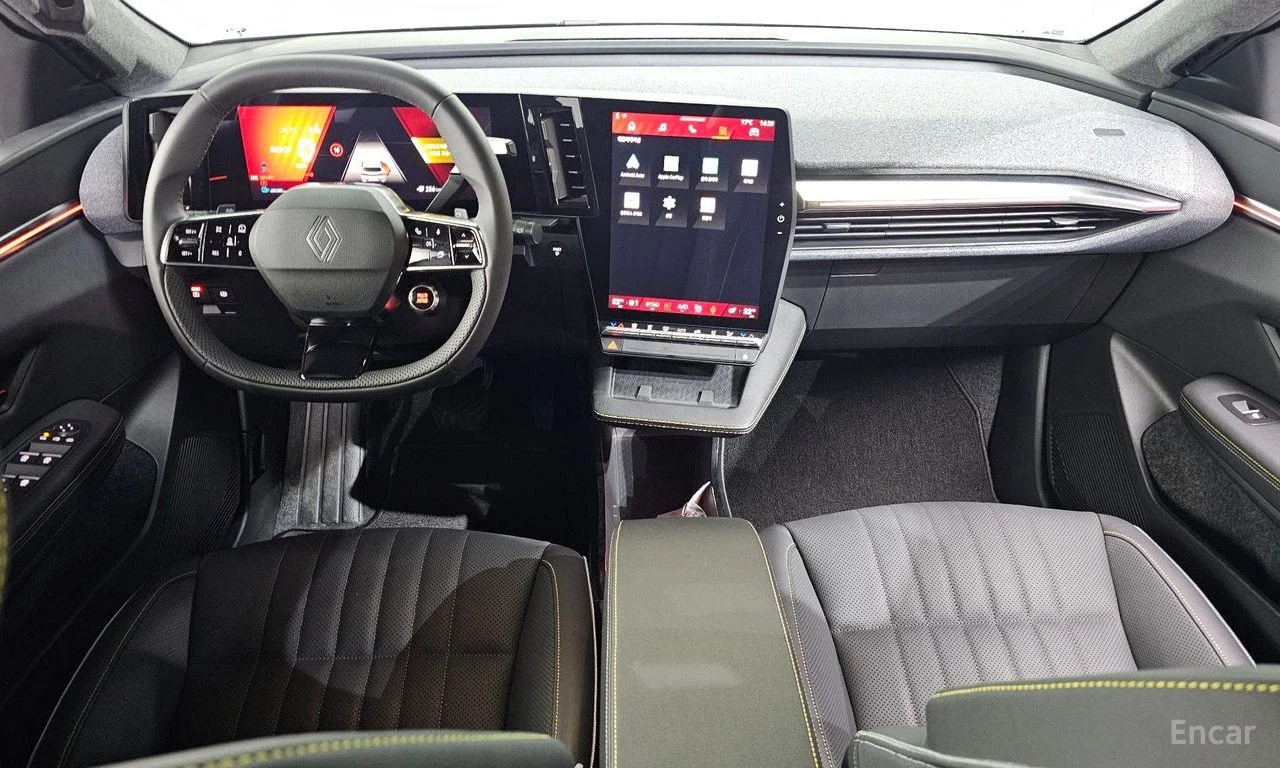 Renault Scenic * TECHNO* PLUS* КОЖА* ПОДГРЕВ* 360* , снимка 4 - Автомобили и джипове - 54460246