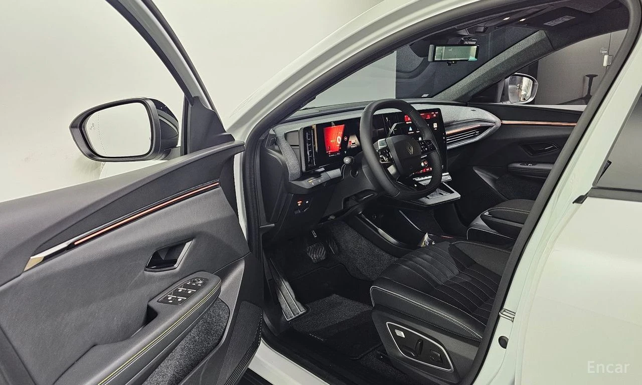 Renault Scenic * TECHNO* PLUS* КОЖА* ПОДГРЕВ* 360* , снимка 6 - Автомобили и джипове - 54460246