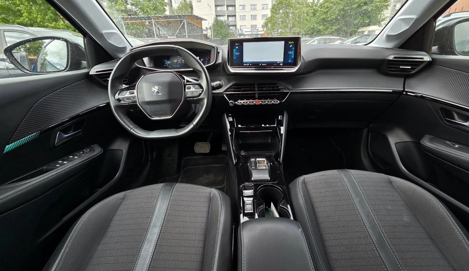 Peugeot 208 e/52KWh/2022/Allure, снимка 12 - Автомобили и джипове - 54579139
