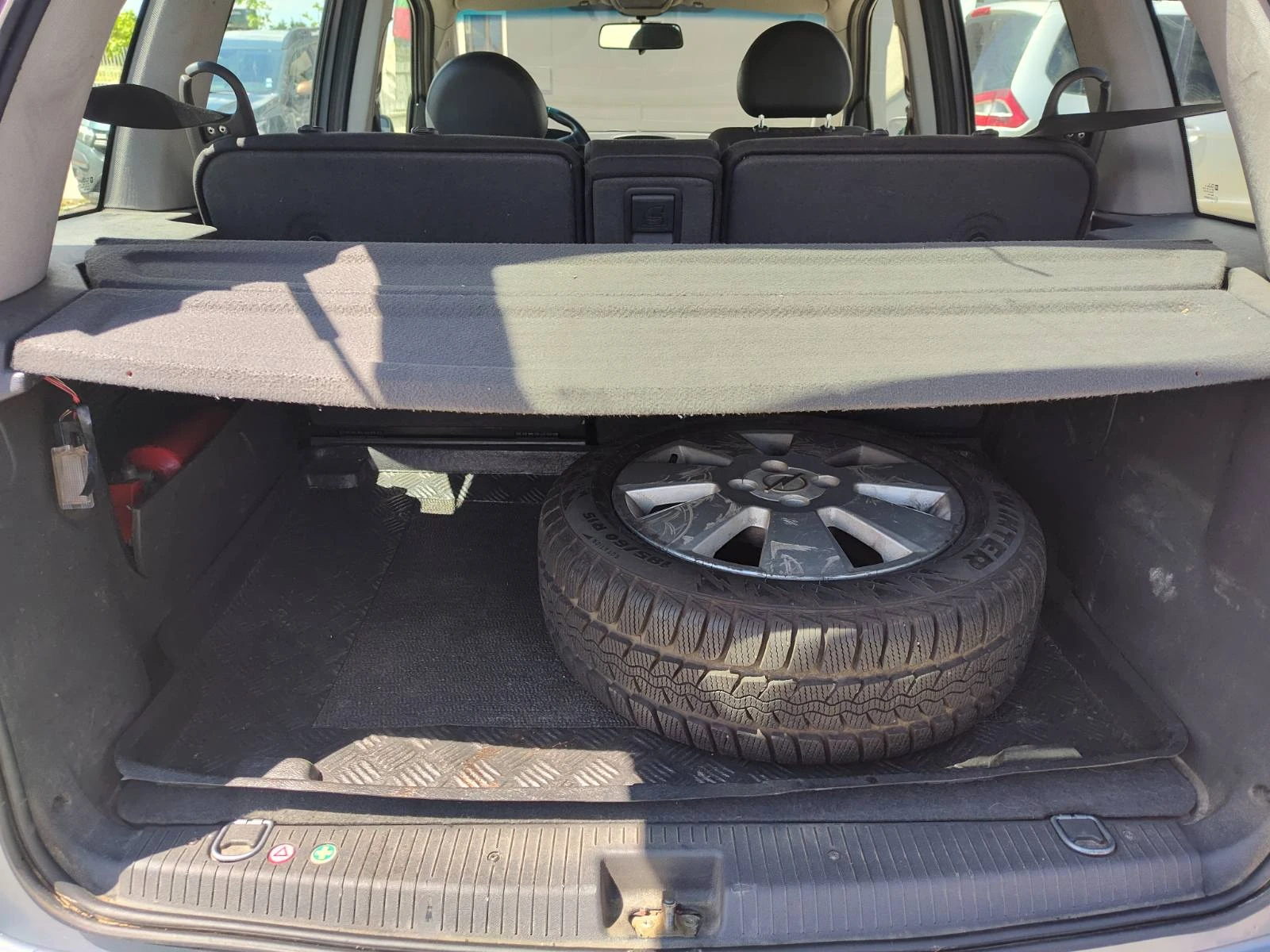 Opel Meriva, снимка 9 - Автомобили и джипове - 54594119
