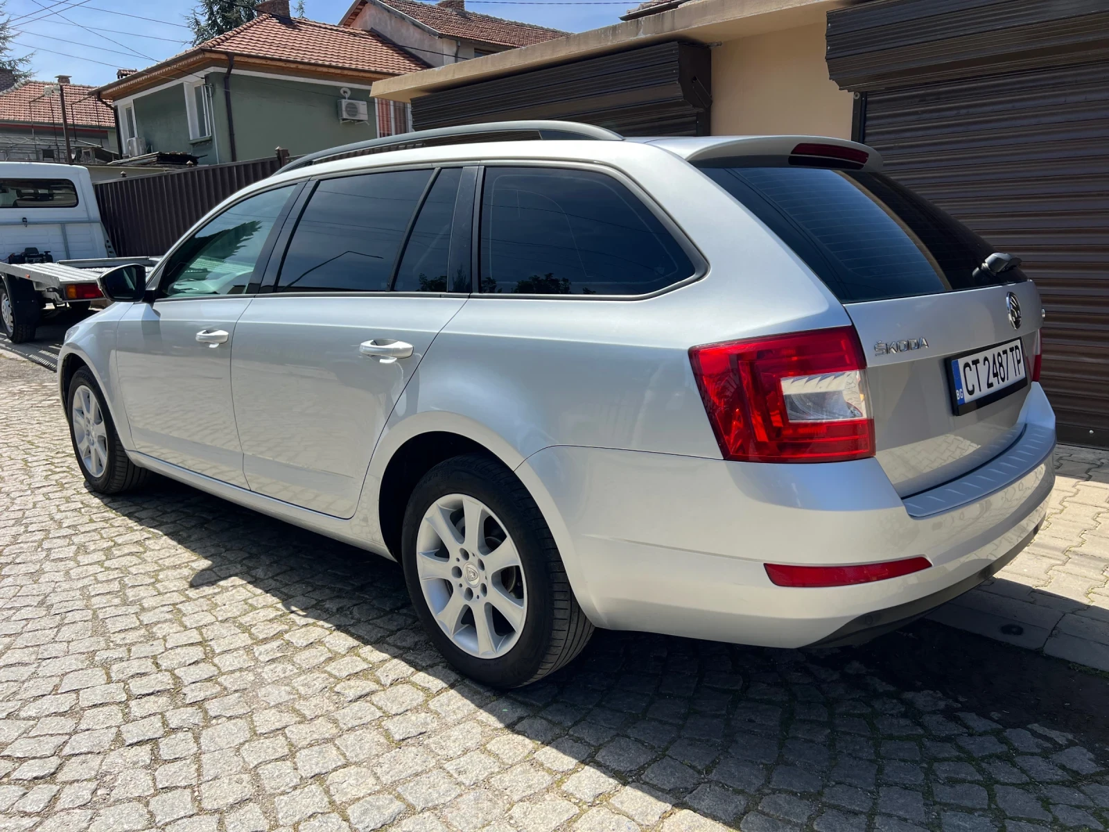 Skoda Octavia 1.6TDI-90к.с.Нов Внос Германия - 100% РЕАЛНИ КМ !, снимка 4 - Автомобили и джипове - 54646521