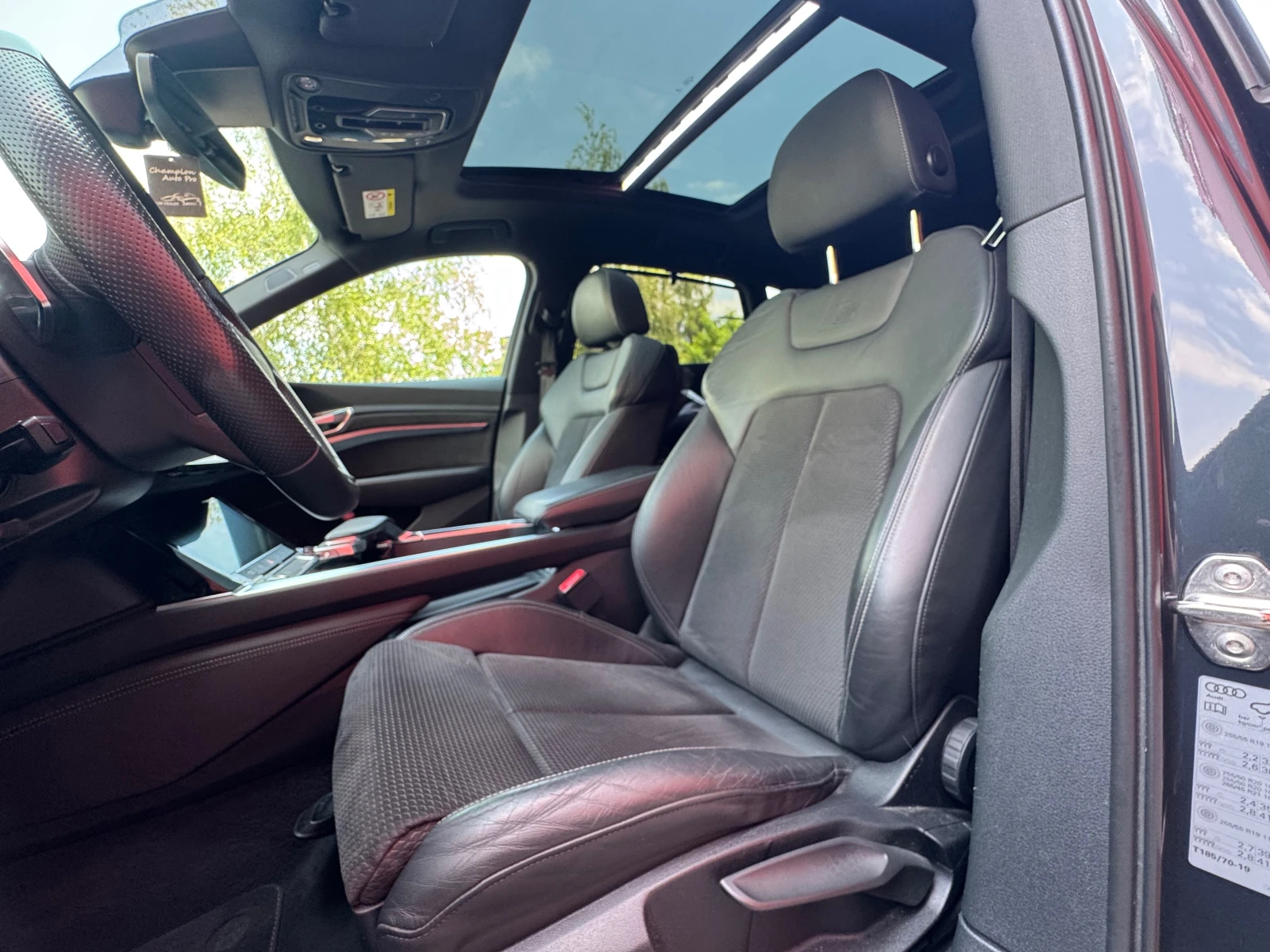 Audi E-Tron full екстри, снимка 7 - Автомобили и джипове - 54777371