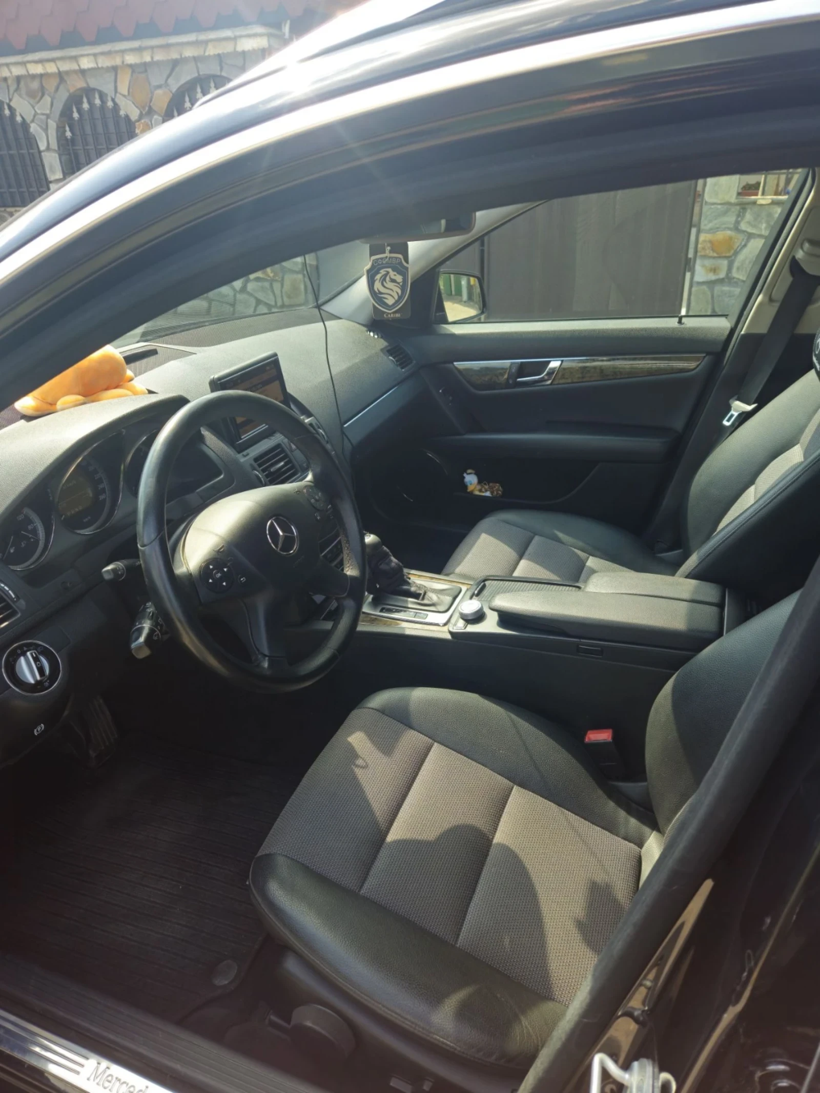 Mercedes-Benz C 220, снимка 9 - Автомобили и джипове - 55493727
