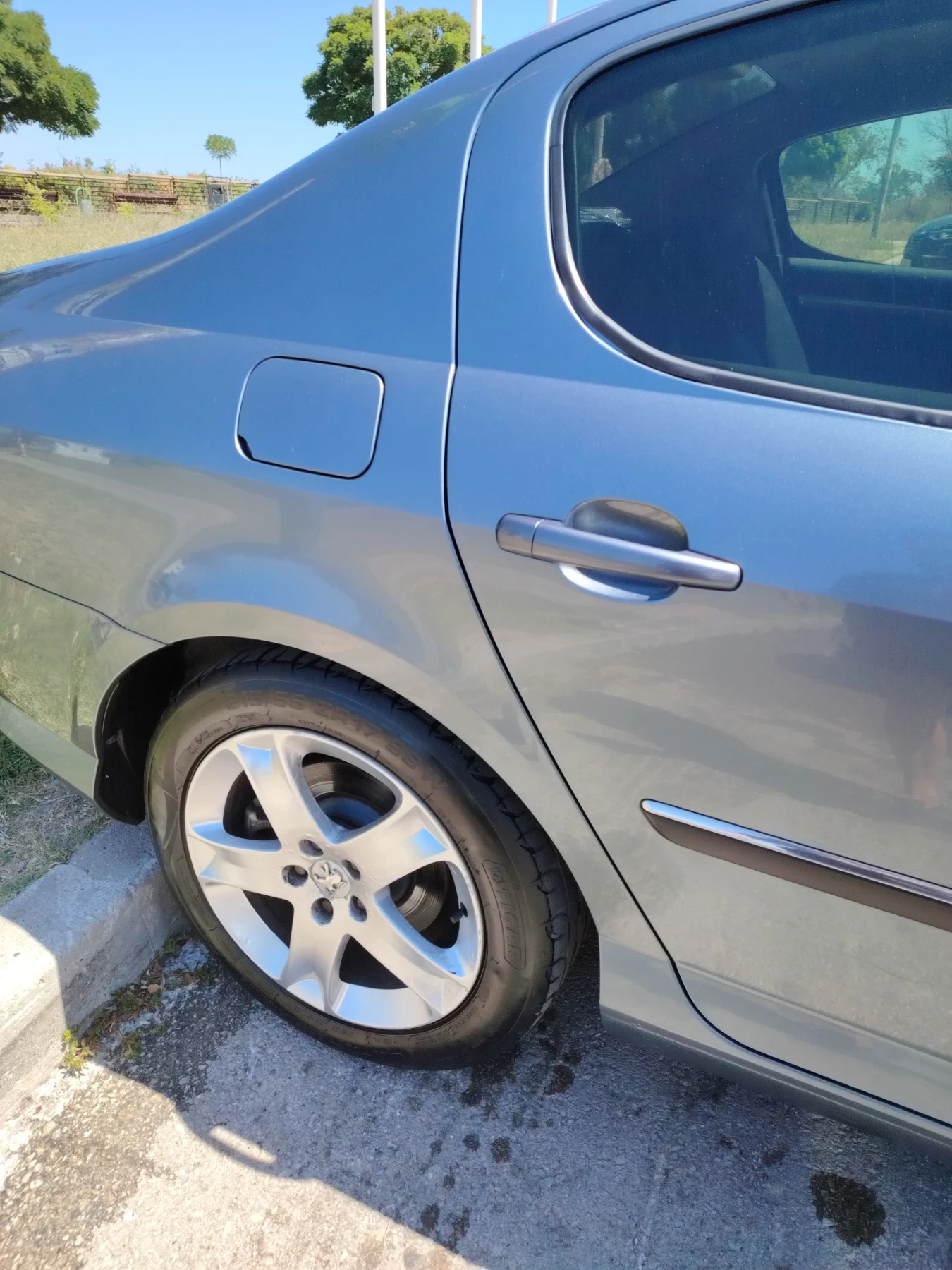 Peugeot 407 2.0HDI, снимка 17 - Автомобили и джипове - 55593678