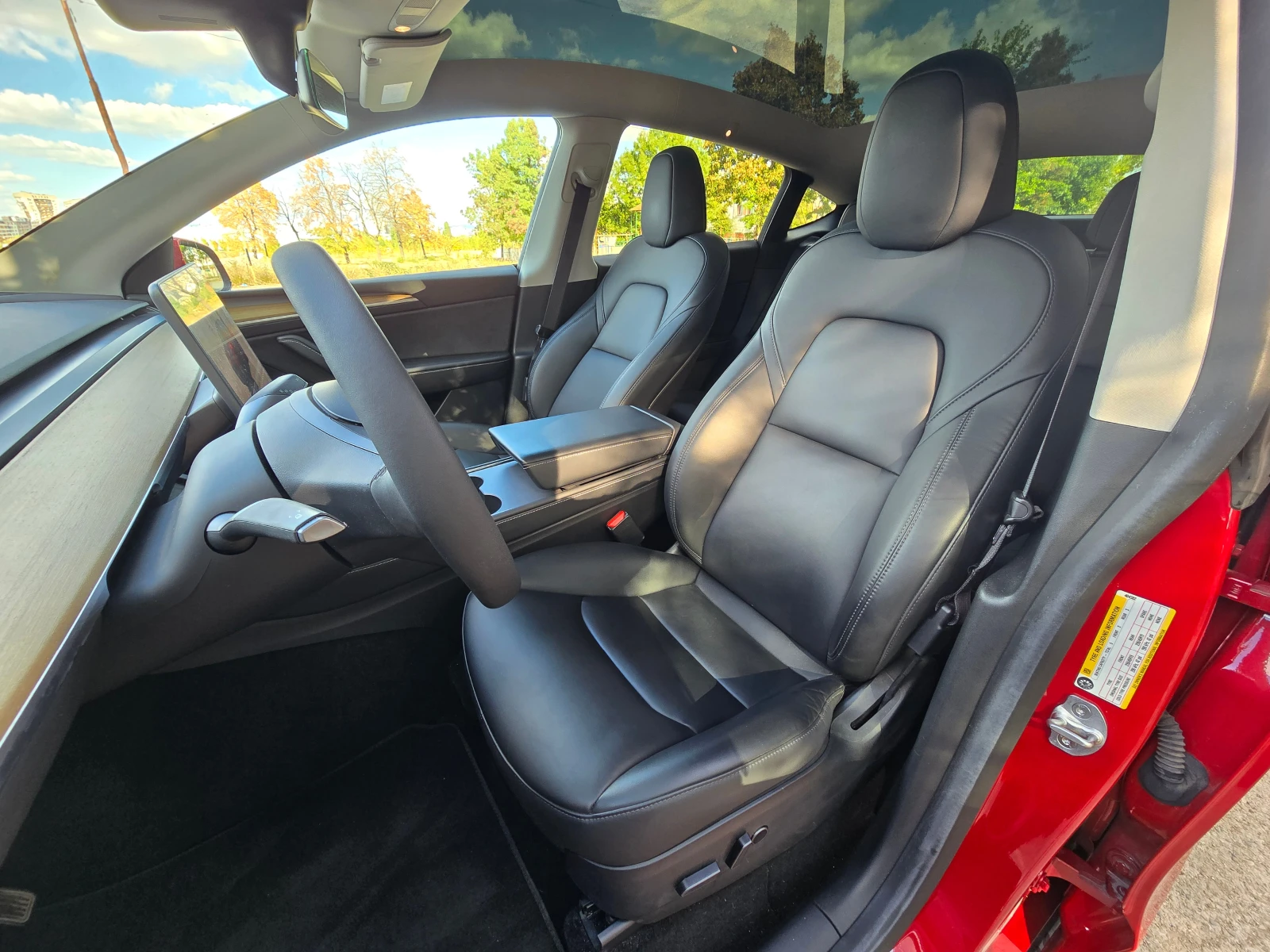 Tesla Model Y DMLR ЕВРОПЕЙСКА ГАРАНЦИЯ AWD, снимка 9 - Автомобили и джипове - 55716956