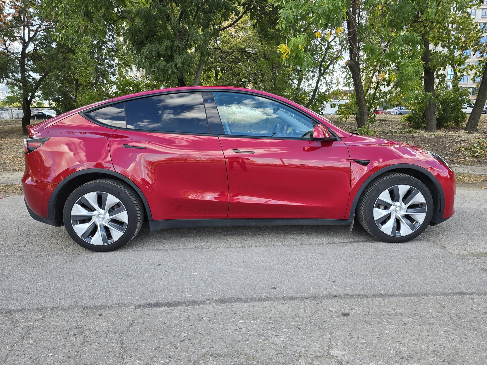 Tesla Model Y DMLR ЕВРОПЕЙСКА ГАРАНЦИЯ AWD, снимка 5 - Автомобили и джипове - 55716956