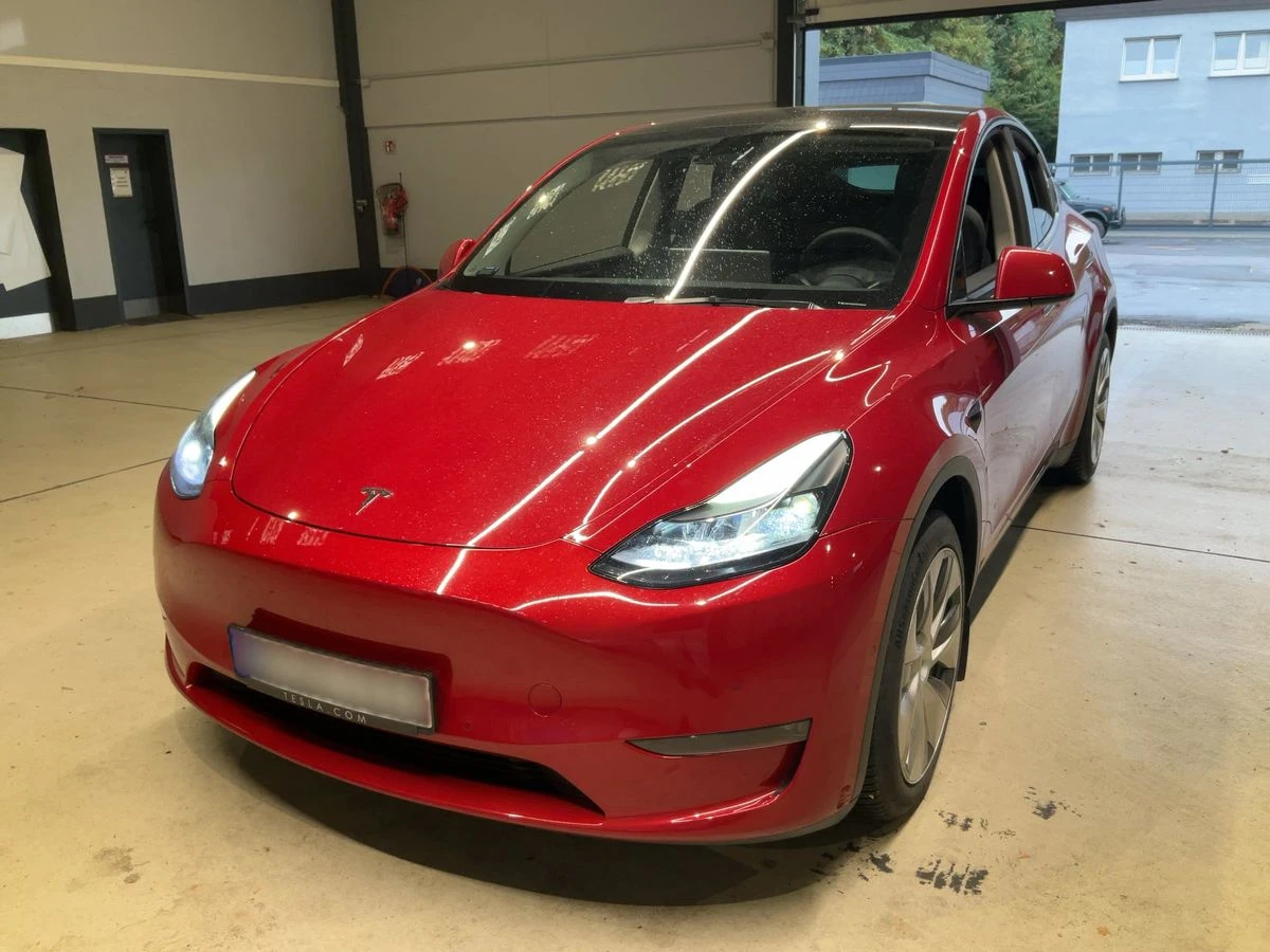 Tesla Model Y DMLR ЕВРОПЕЙСКА ГАРАНЦИЯ AWD