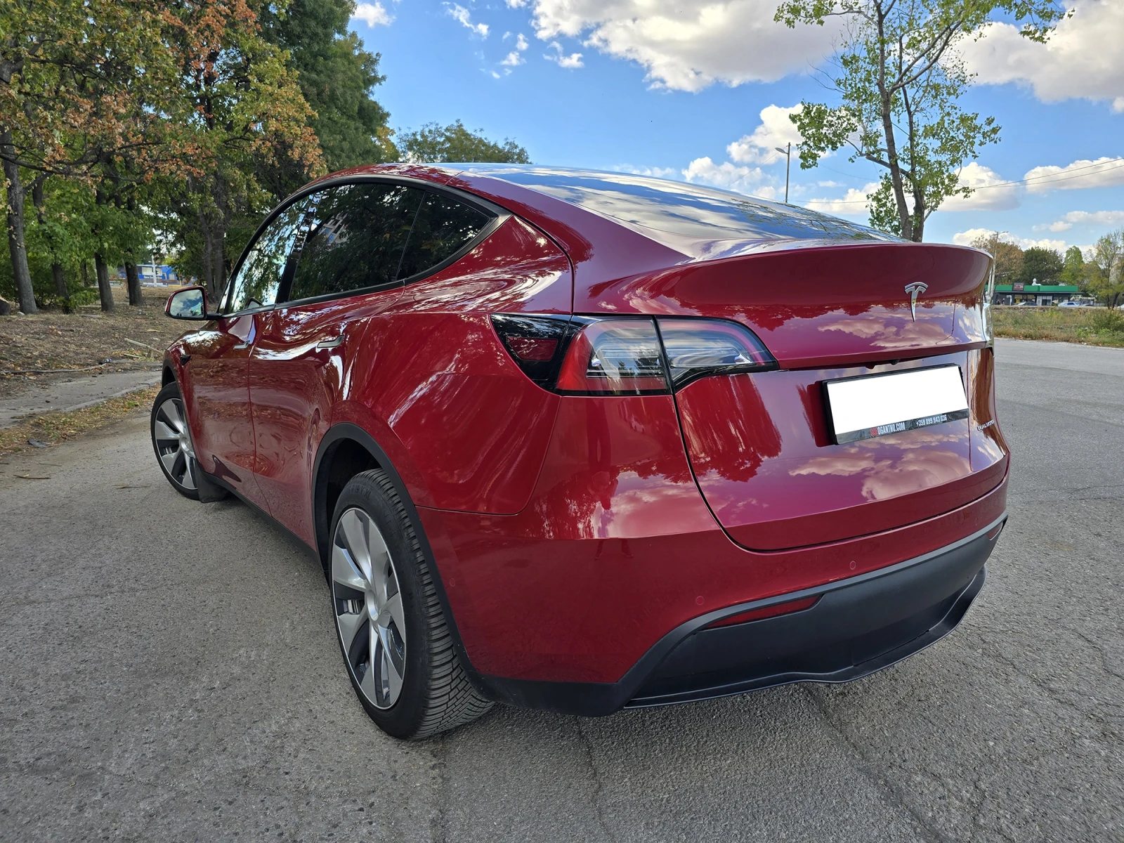 Tesla Model Y DMLR ЕВРОПЕЙСКА ГАРАНЦИЯ AWD, снимка 3 - Автомобили и джипове - 55716956