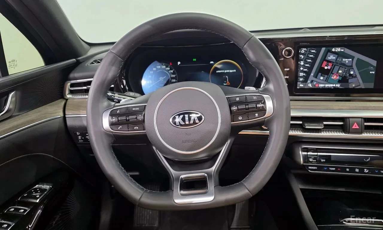 Kia K5 * 1.6 Turbo * КРАЙНА ЦЕНА ДО БЪЛГАРИЯ, снимка 13 - Автомобили и джипове - 55800928