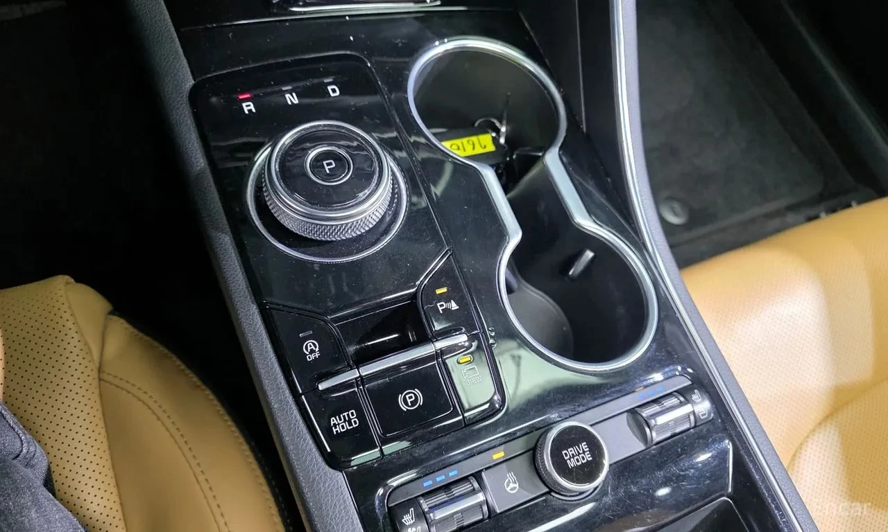 Kia K5 * 1.6 Turbo * КРАЙНА ЦЕНА ДО БЪЛГАРИЯ, снимка 9 - Автомобили и джипове - 55800928