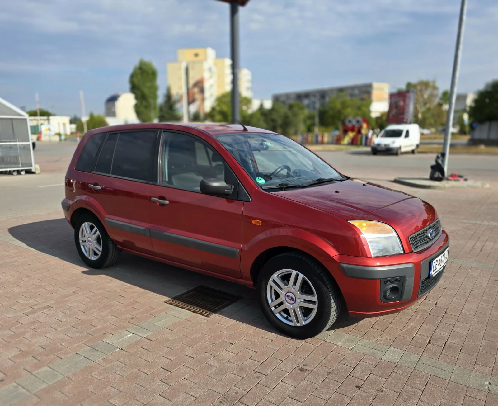 Ford Fusion 1.4, снимка 3 - Автомобили и джипове - 56137847