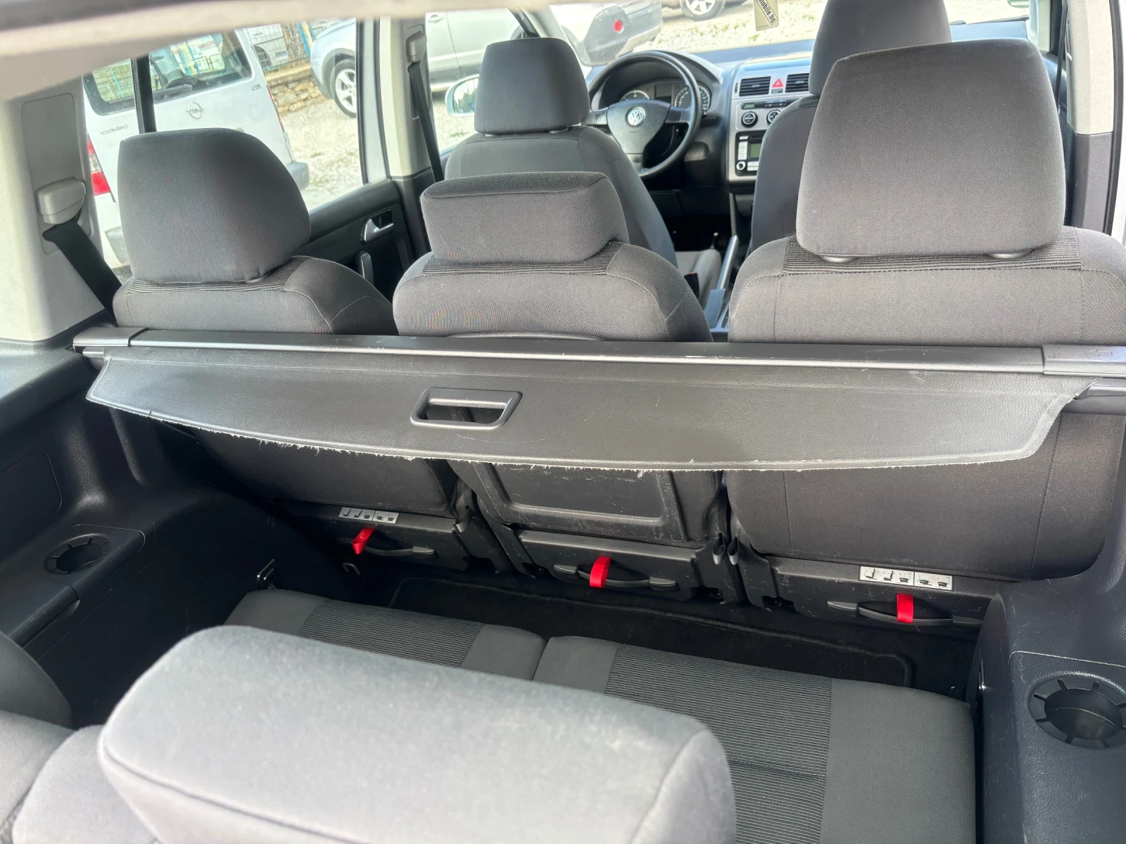 VW Touran 1.9TDI 105кс 6 Скорости 7 МЕСТА 2008 г ГЕРМАНИЯ, снимка 14 - Автомобили и джипове - 56191666