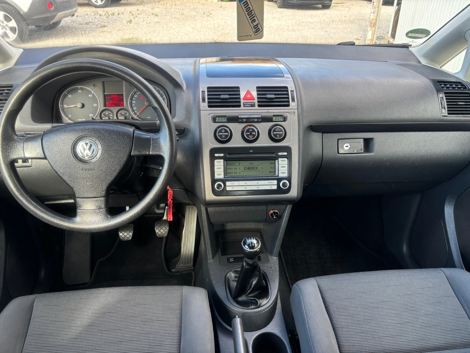 VW Touran 1.9TDI 105кс 6 Скорости 7 МЕСТА 2008 г ГЕРМАНИЯ, снимка 3 - Автомобили и джипове - 56191666