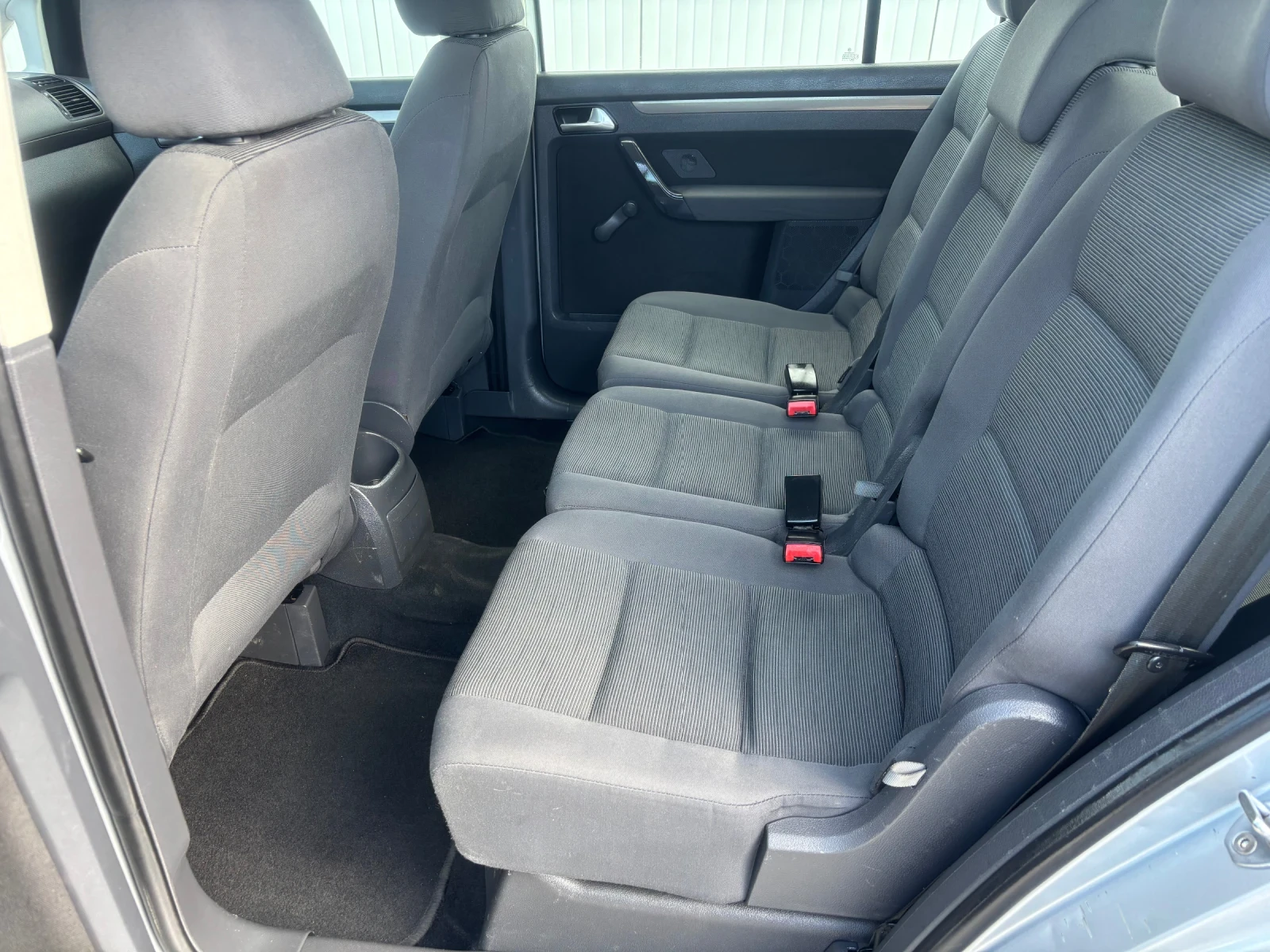 VW Touran 1.9TDI 105кс 6 Скорости 7 МЕСТА 2008 г ГЕРМАНИЯ, снимка 12 - Автомобили и джипове - 56191666