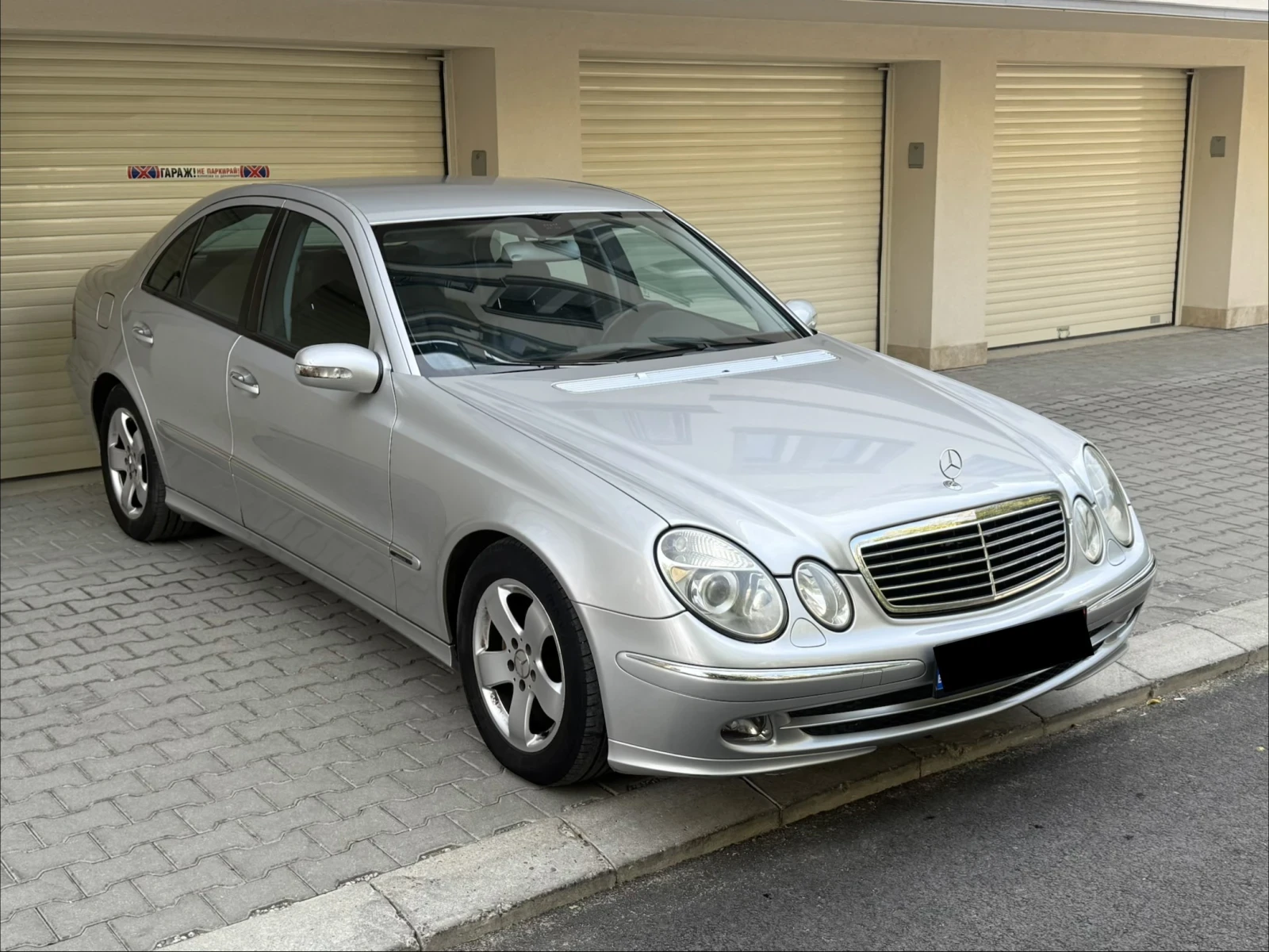 Mercedes-Benz E 270 Avantgarde , снимка 2 - Автомобили и джипове - 56417230