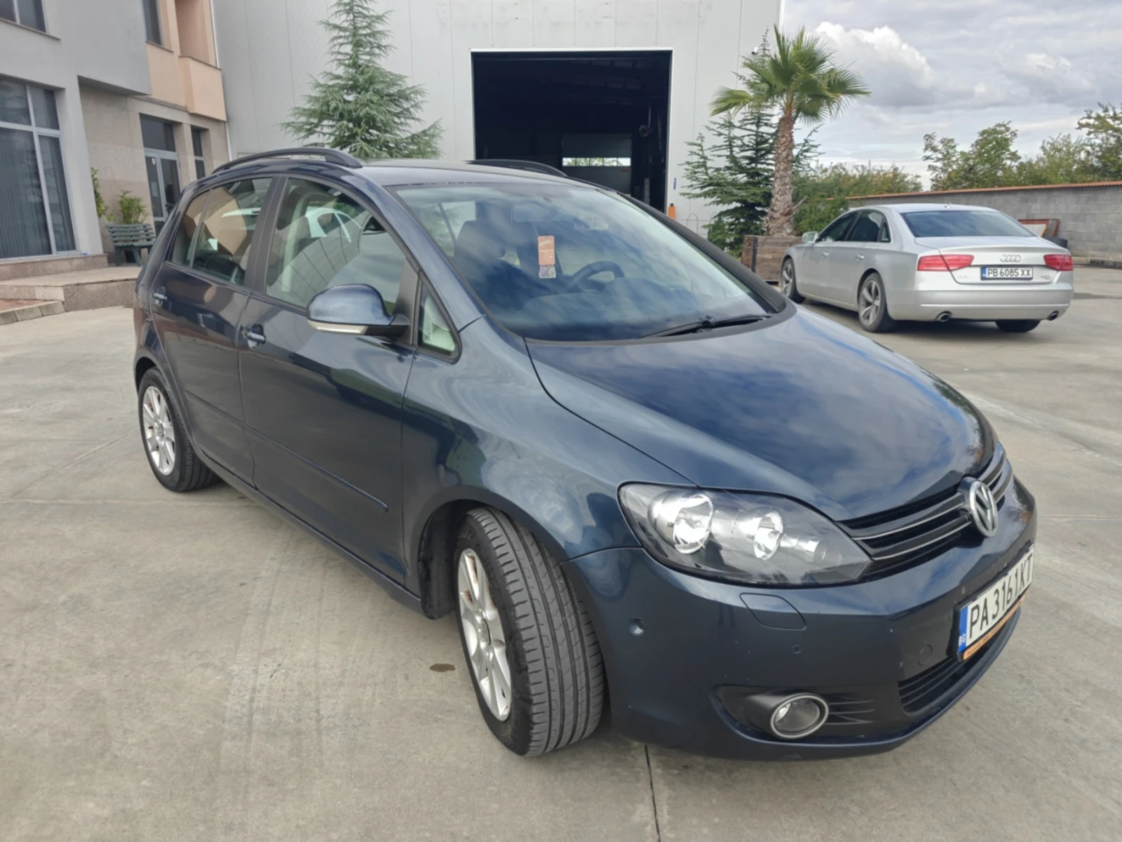 VW Golf Plus Паркинг асистент, снимка 4 - Автомобили и джипове - 56503255