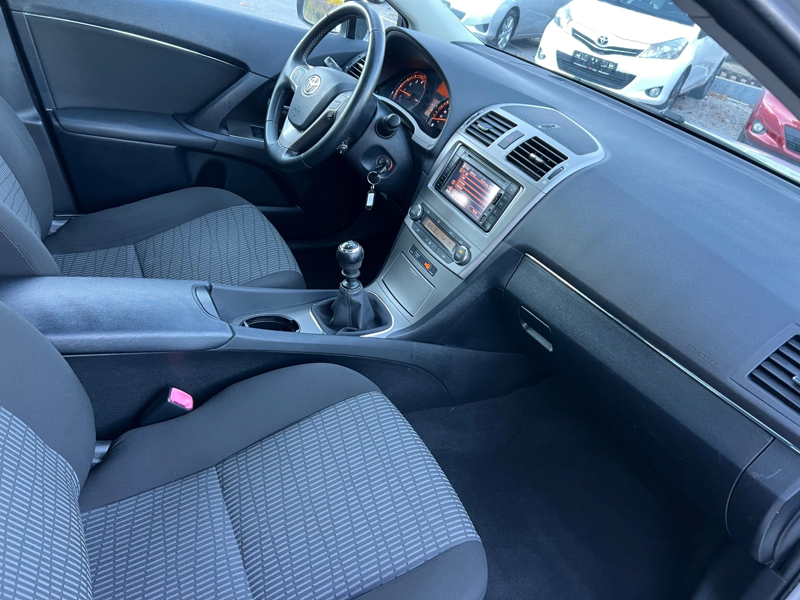 Toyota Avensis 1.8-NAVI | Mobile.bg � ����������� 13