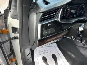 Audi Q8 * Technik * B&O * PANO * ОБДУХВАНЕ *  360 * CARFAX, снимка 12