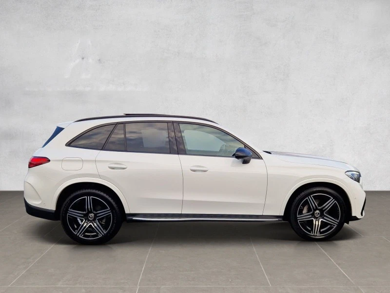 Mercedes-Benz GLC 220 * 4M* AMG* 360* BURMESTER* DISTR* PANO* , снимка 7 - Автомобили и джипове - 45321068