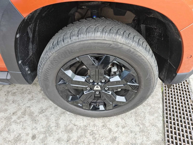 Dacia Duster 1.0 TCe 90 Stop&Start LPG, снимка 15 - Автомобили и джипове - 51189941