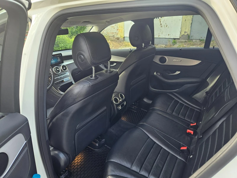 Mercedes-Benz GLC 300 DE, снимка 9 - Автомобили и джипове - 52753583