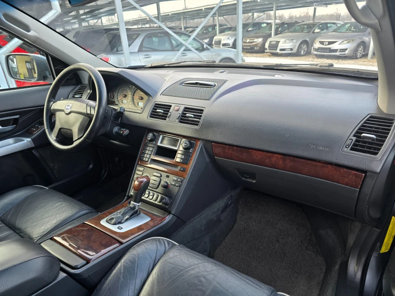 Volvo Xc90 2.4 D5 ! ! КОЖА! ! КЛИМАТРОНИК, снимка 9 - Автомобили и джипове - 53197828