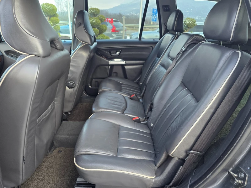 Volvo Xc90 2.4 D5 ! ! КОЖА! ! КЛИМАТРОНИК, снимка 14 - Автомобили и джипове - 53197828