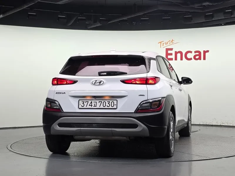 Hyundai Kona 1.6 Turbo 4Wd Smart, снимка 4 - Автомобили и джипове - 56321566