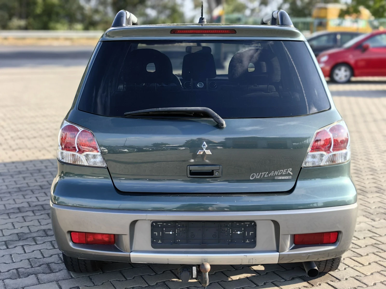 Mitsubishi Outlander 2.4i 4х4 105000км - изображение 5