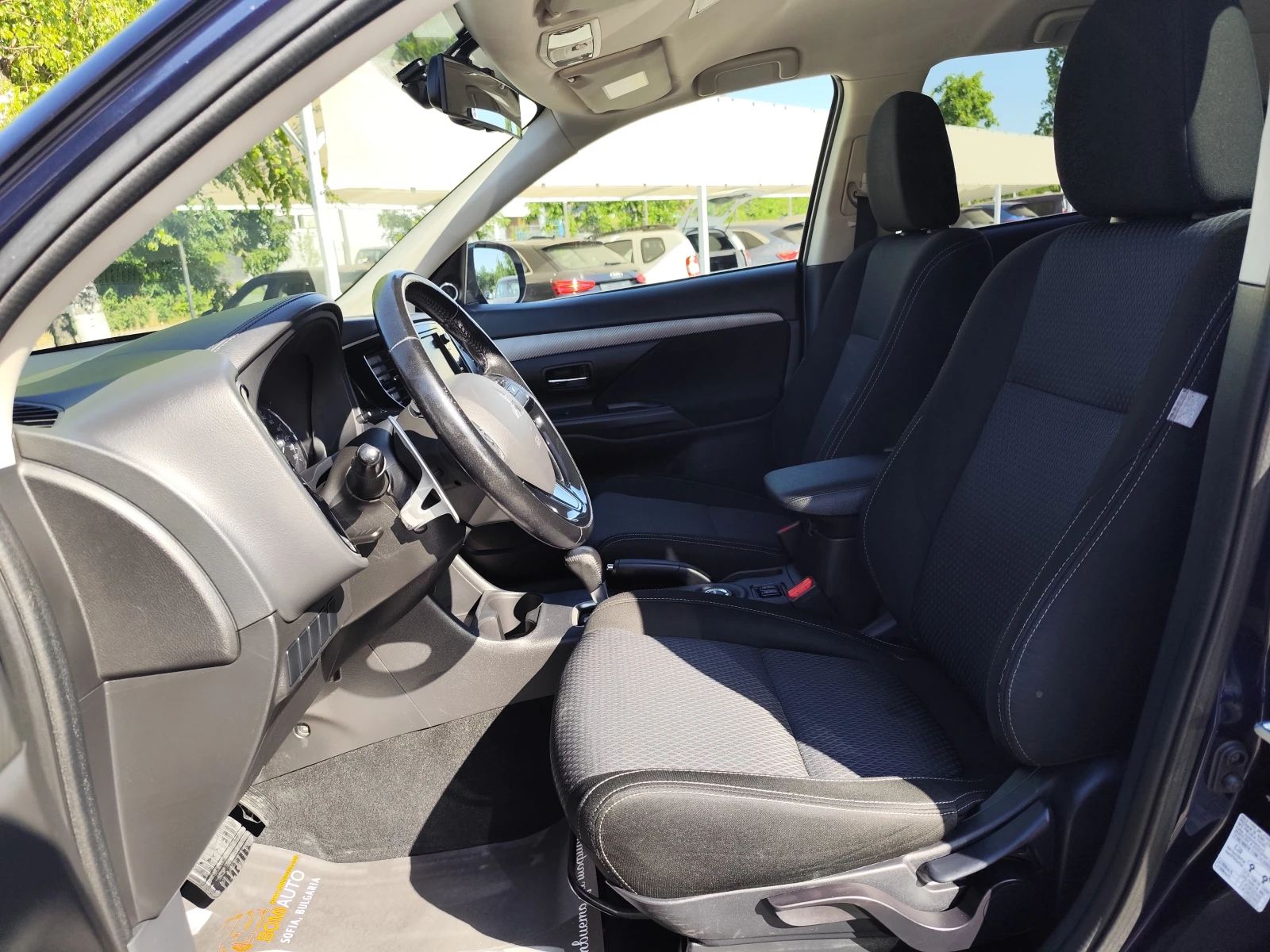 Mitsubishi Outlander 2.3D* FACE* 4X4* LED* Bi-XENON* 7 МЕСТА* 112000км! - изображение 6