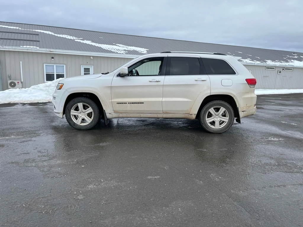 Jeep Grand cherokee * Summit * CARFAX * БЕЗ ПЪРВОНАЧАЛНА ВНОСКА - изображение 2