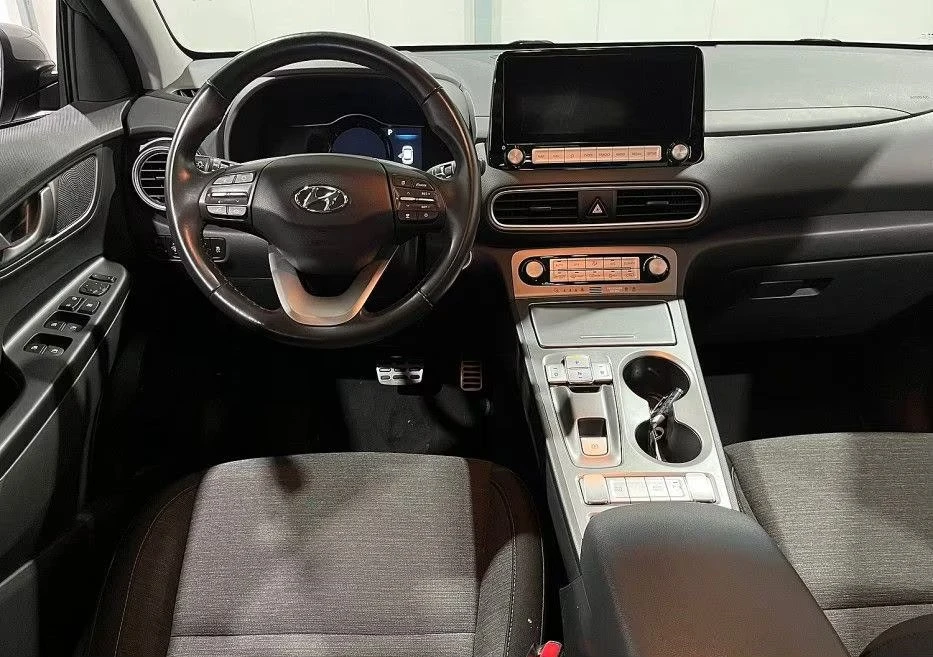 Hyundai Kona EV/COMFORT/SMART/CAMERA/39KWH, снимка 4 - Автомобили и джипове - 53963959