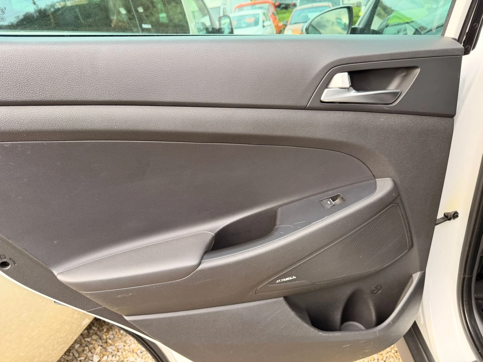 Hyundai Tucson, снимка 14 - Автомобили и джипове - 54189939