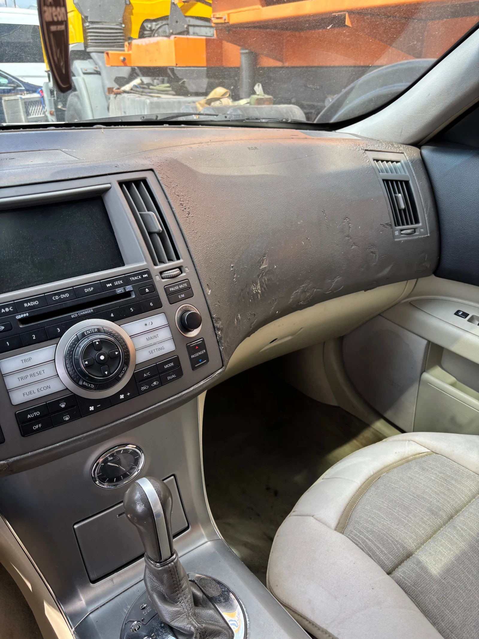Infiniti Fx 35, снимка 8 - Автомобили и джипове - 54410595