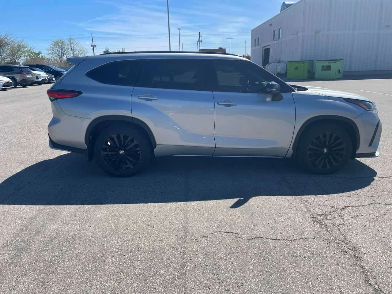 Toyota Highlander * AWD * CARFAX * БЕЗ ПЪРВОНАЧАЛНА ВНОСКА, снимка 3 - Автомобили и джипове - 54687379