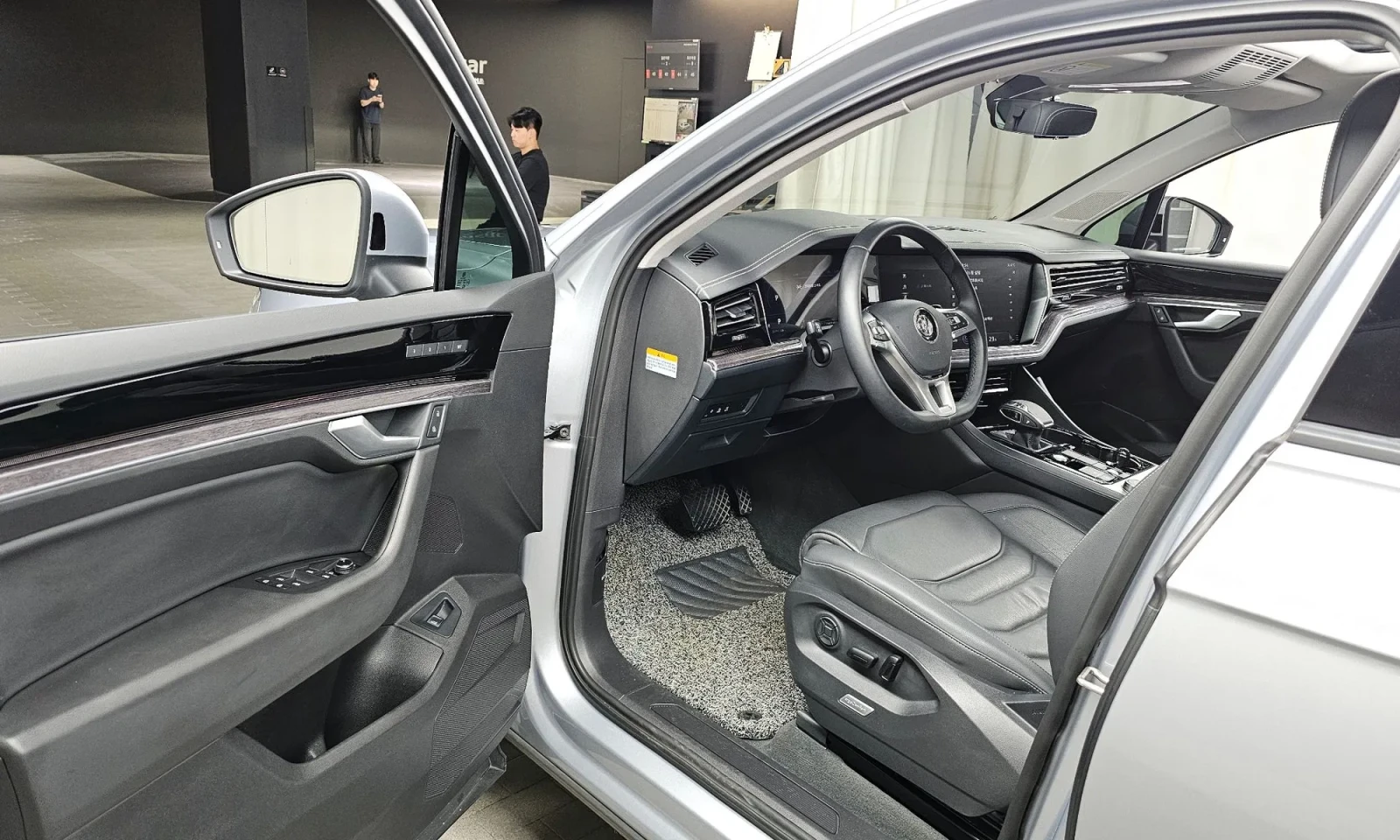 VW Touareg Premium | Mobile.bg � ����������� 9