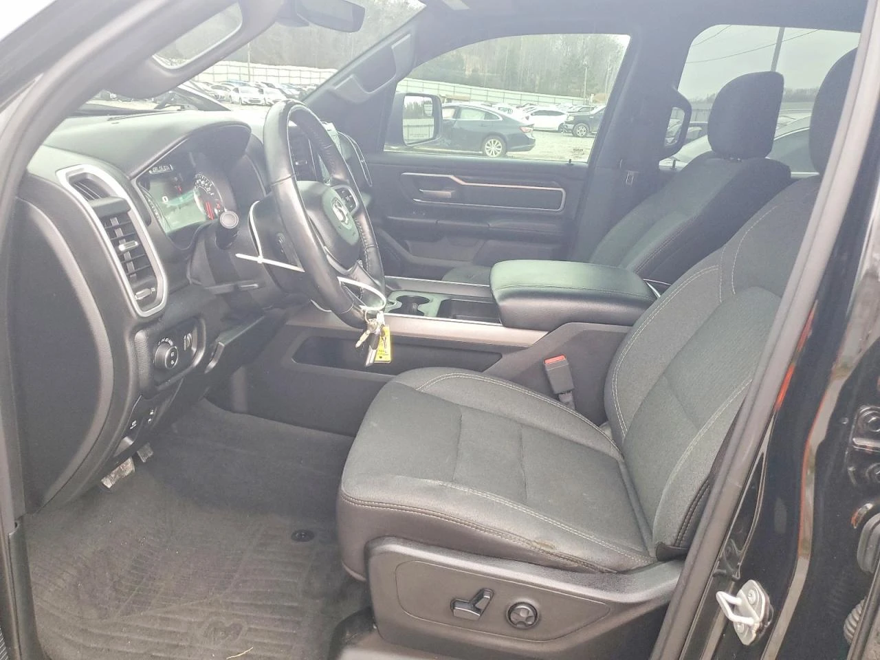 Dodge RAM 1500 Big Horn 5.7 Hemi, снимка 7 - Автомобили и джипове - 55446120