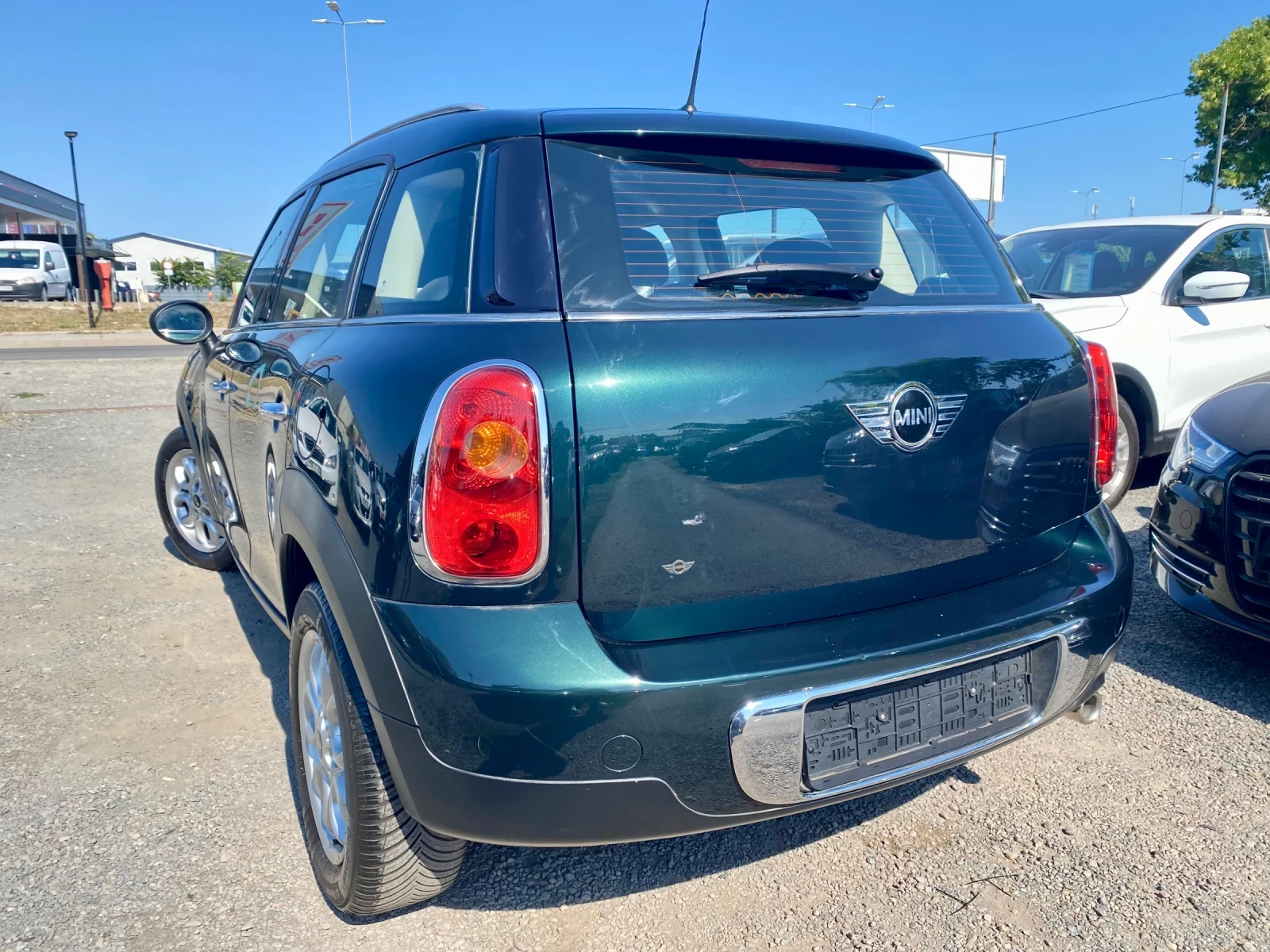 Mini Countryman, снимка 5 - Автомобили и джипове - 55710075