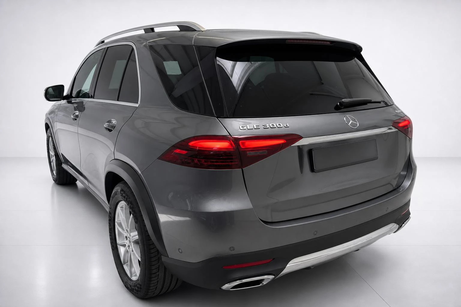 Mercedes-Benz GLE 300, снимка 4 - Автомобили и джипове - 56119606