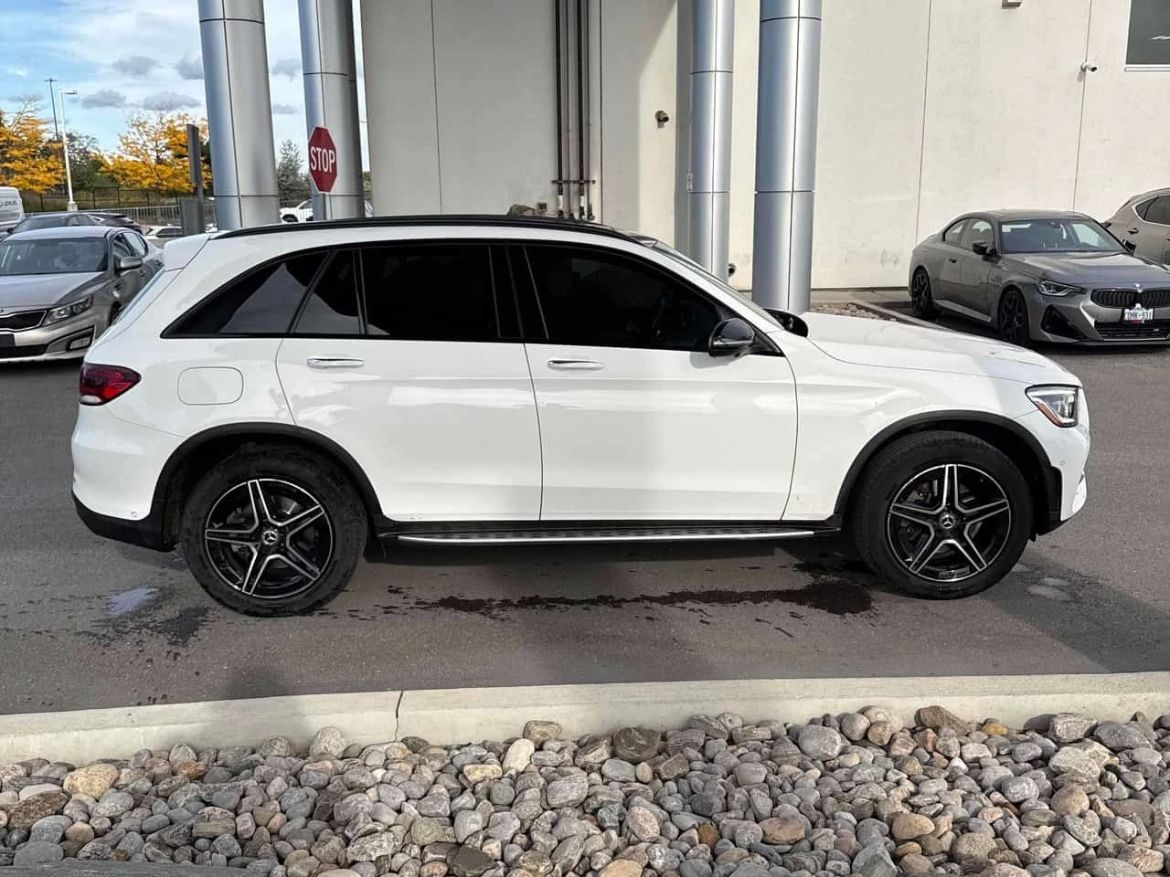 Mercedes-Benz GLC 300 4MATIC | CARFAX | БЕЗ ИНЦИДЕНТИ , снимка 4 - Автомобили и джипове - 56332841