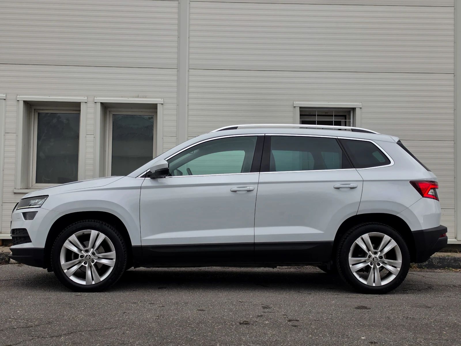 Skoda Karoq 1.5 TSI | DIGITAL | LED | CAMERA |  | Mobile.bg � ����������� 9