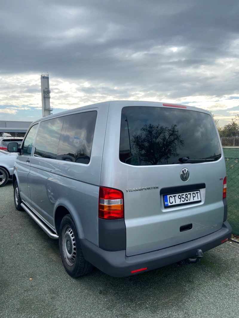 VW Transporter T5 2.5 TDI, снимка 4 - Бусове и автобуси - 47399494