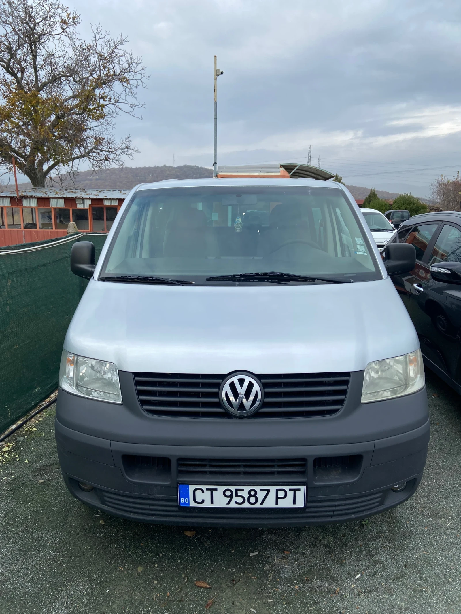 VW Transporter T5 2.5 TDI - изображение 2