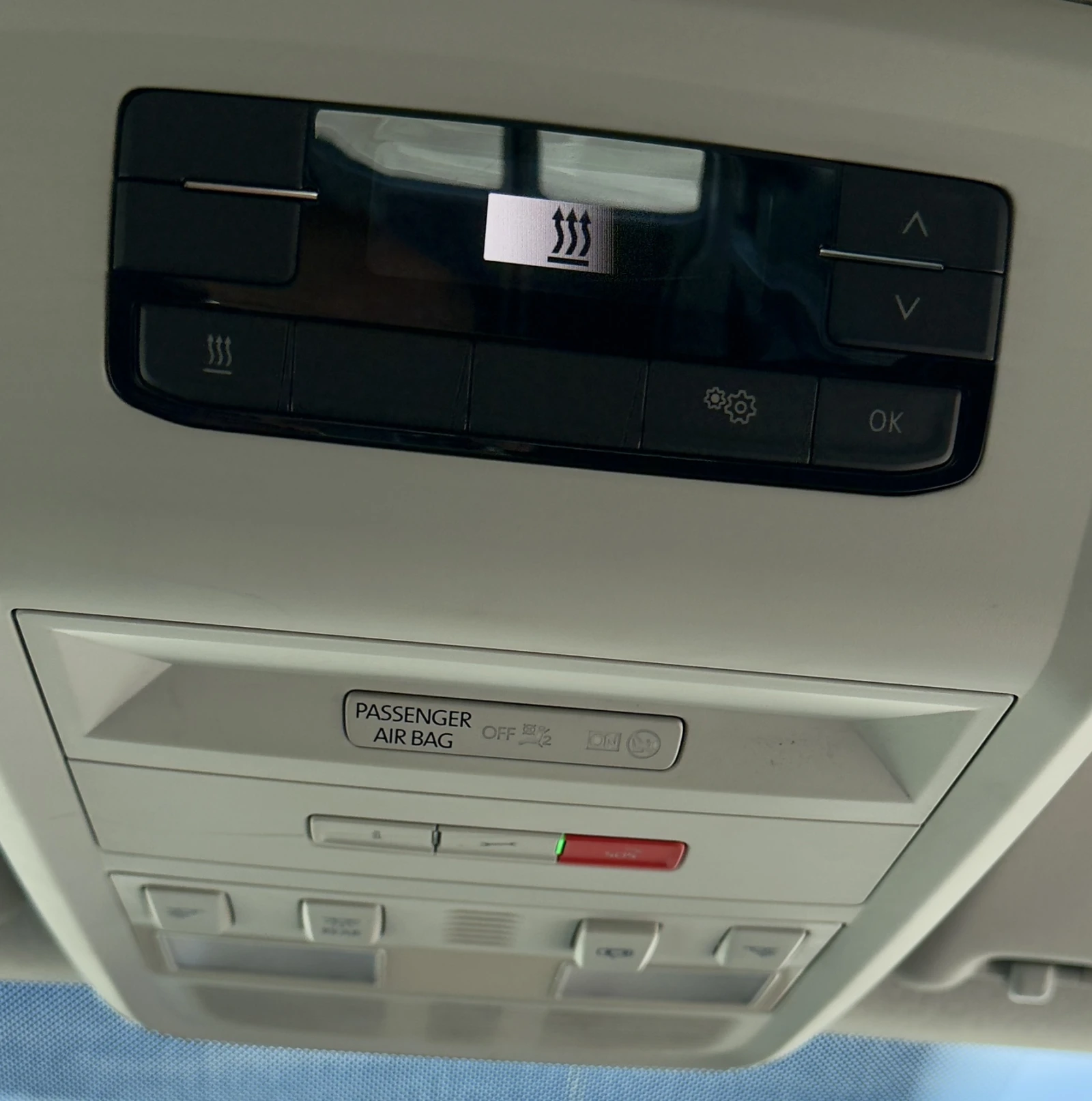 VW Transporter T 6.1 - 199к.с. - изображение 10