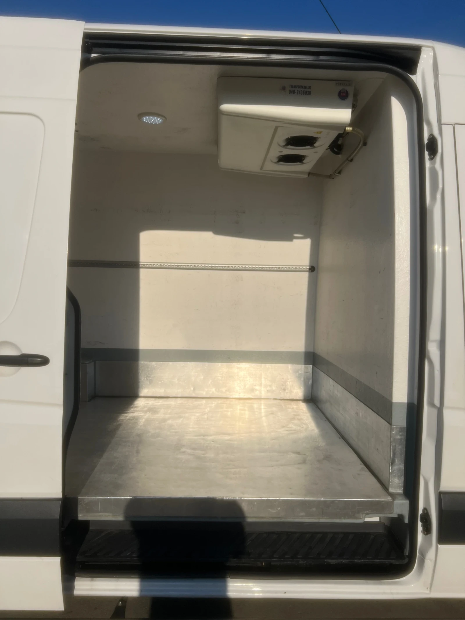 VW Crafter Хладилен -20 / 2015 година, снимка 10 - Бусове и автобуси - 55699337