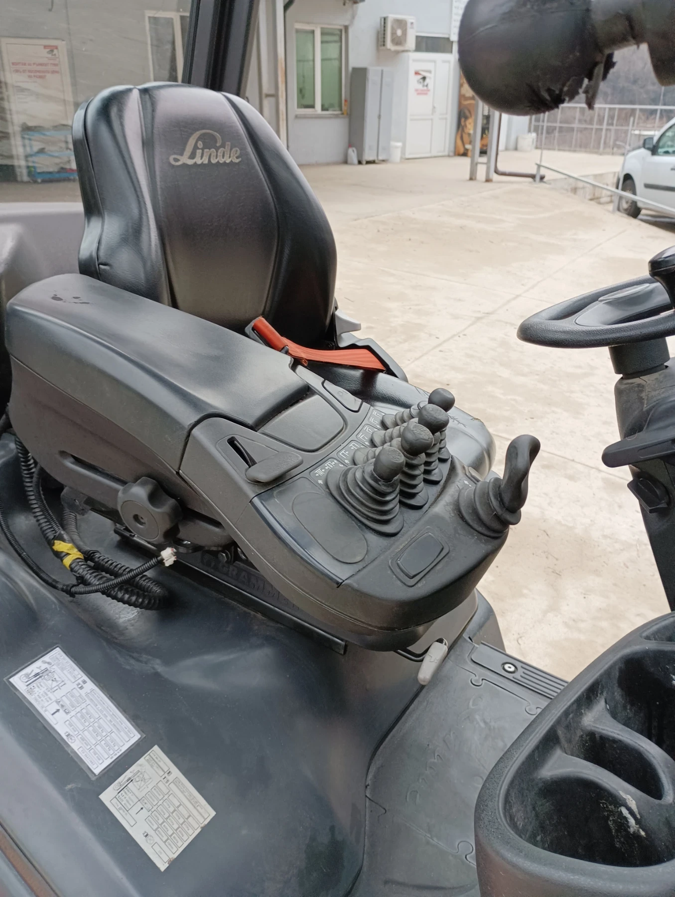 ������� Linde �18 �������� ���� �������� | Mobile.bg � ����������� 9