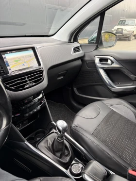 Peugeot 2008 1.6HDI/115* FULL* FELINE/206 000км/2014/Нови Гуми, снимка 9